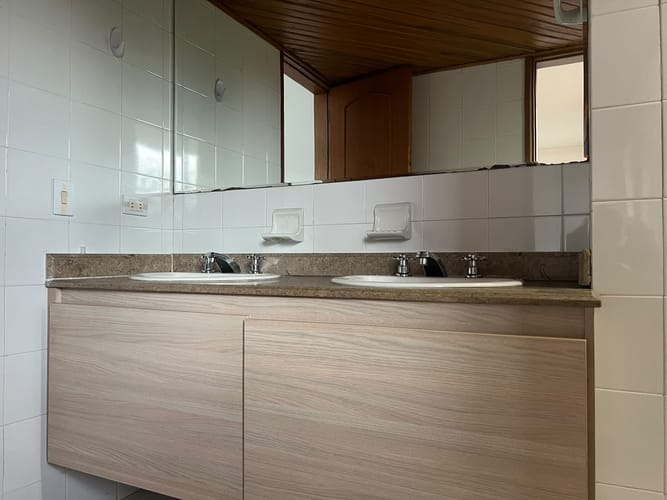Apartamento de 4 alcobas en arriendo en Santa María De Los Ángeles, Medellín, 180 m² · foto 16 de 18
