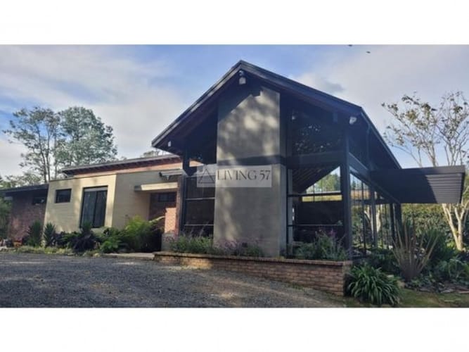 Casa de 4 alcobas en venta en Vía Las Palmas, Envigado, 256 m² · foto 2 de 24