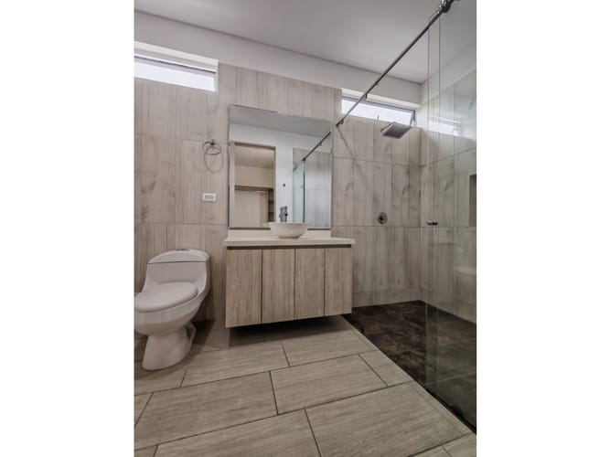 Casa de 5 alcobas en venta en El Caimo, Armenia, 270 m² · foto 3 de 21