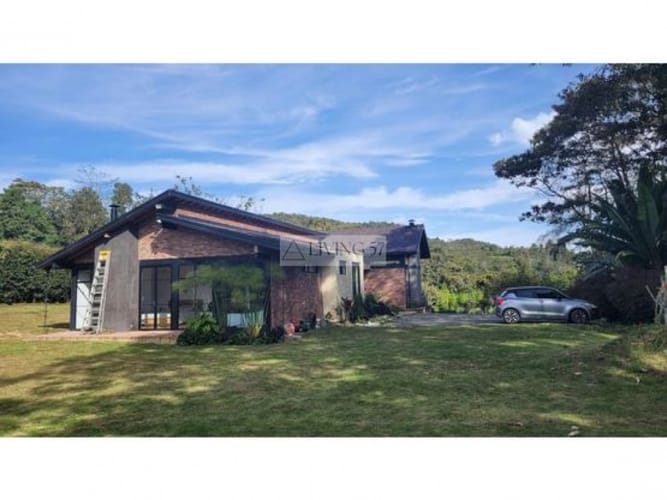 Casa de 4 alcobas en venta en Vía Las Palmas, Envigado, 256 m² · foto 4 de 24