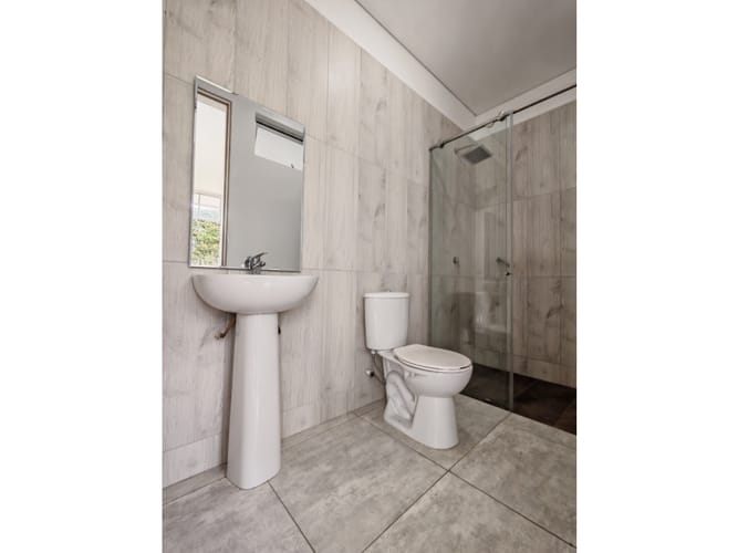 Casa de 5 alcobas en venta en El Caimo, Armenia, 270 m² · foto 6 de 21
