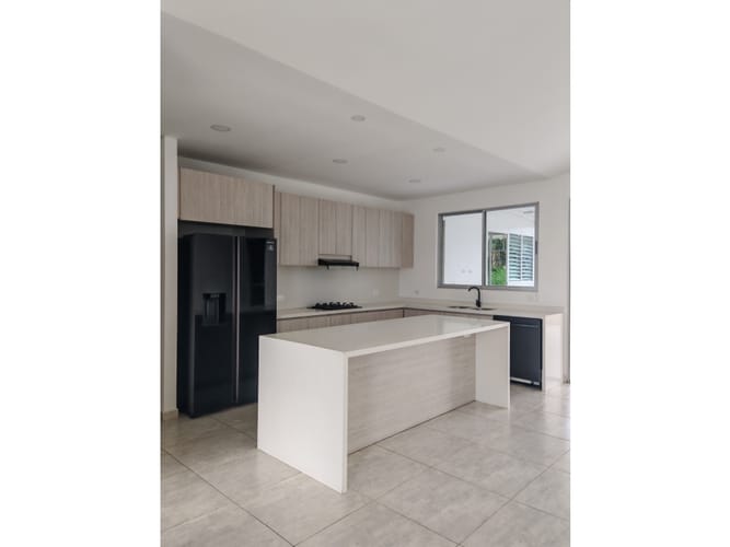 Casa de 5 alcobas en venta en El Caimo, Armenia, 270 m² · foto 8 de 21