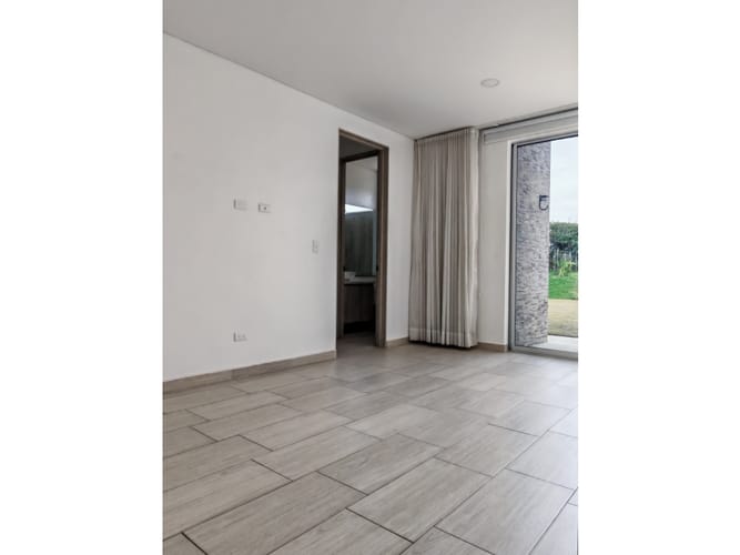 Casa de 5 alcobas en venta en El Caimo, Armenia, 270 m² · foto 12 de 21