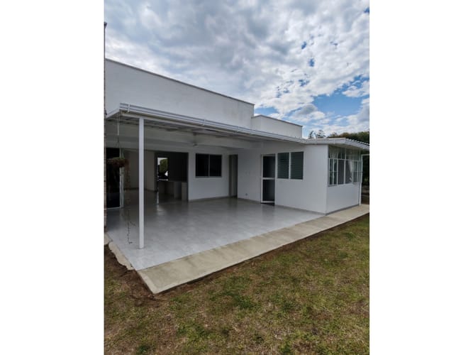Casa de 5 alcobas en venta en El Caimo, Armenia, 270 m² · foto 17 de 21