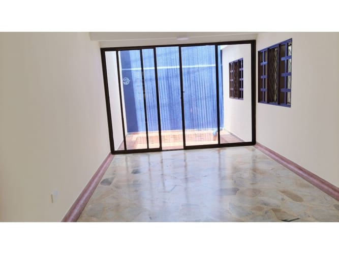 Casa de 3 alcobas en venta en San Jose, Neiva, 198 m² · foto 8 de 21