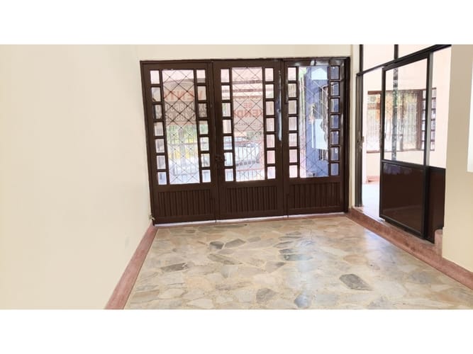 Casa de 3 alcobas en venta en San Jose, Neiva, 198 m² · foto 9 de 21