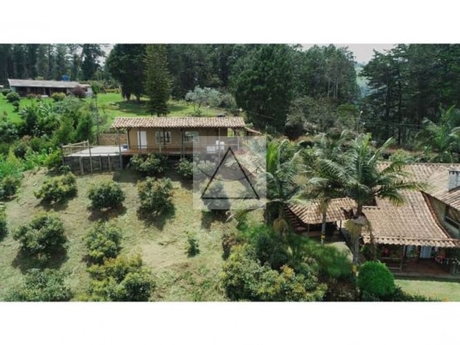 Finca en venta en Guarne, 250 m² · foto 2 de 24