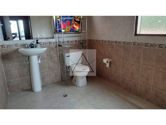 Finca en venta en Guarne, 250 m² · foto 20 de 24