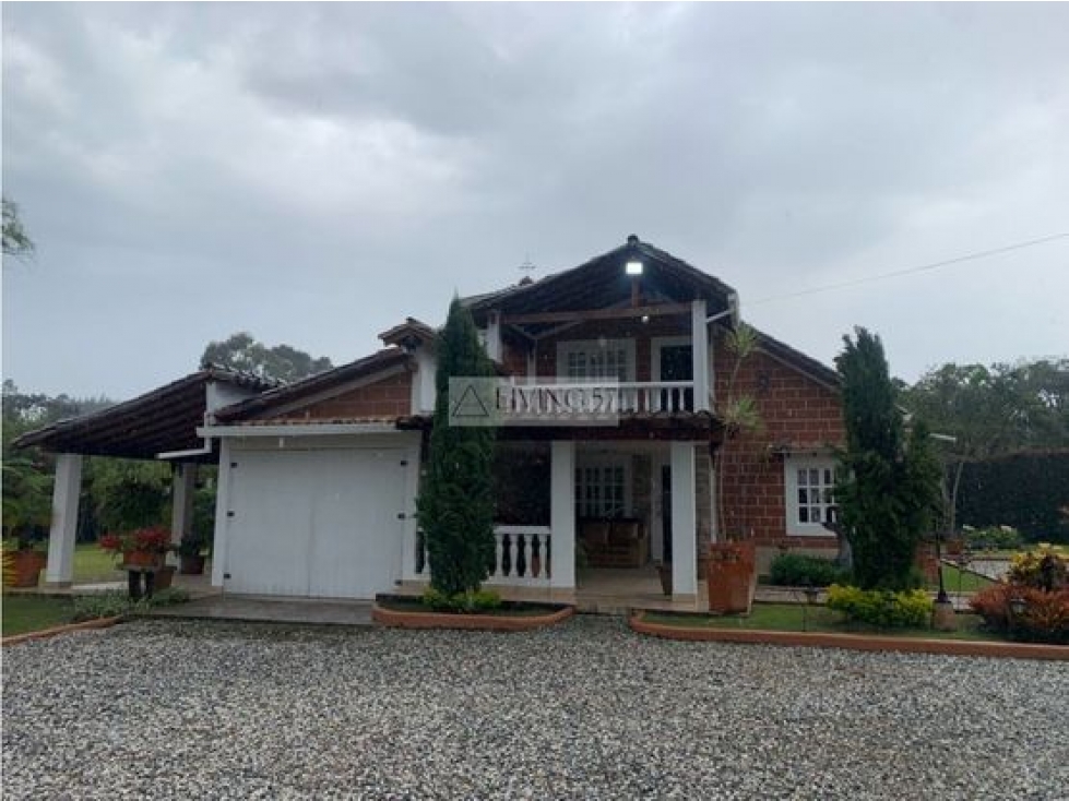 Finca en venta en El Porvenir, Rionegro, 313 m² · foto 2 de 24