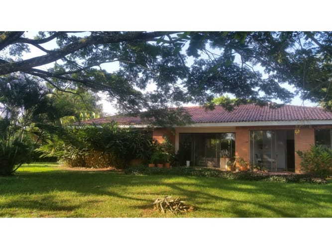 Casa de 4 alcobas en venta en La Morada, Jamundí, 250 m² · foto 10 de 15