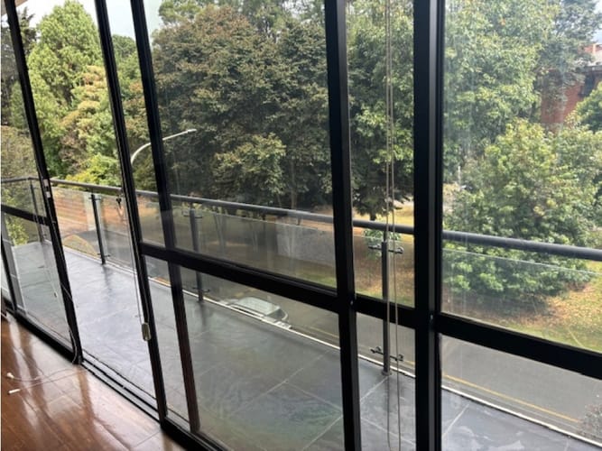 Apartamento de 3 alcobas en venta en La Calleja, Bogotá, 264 m² · foto 3 de 17