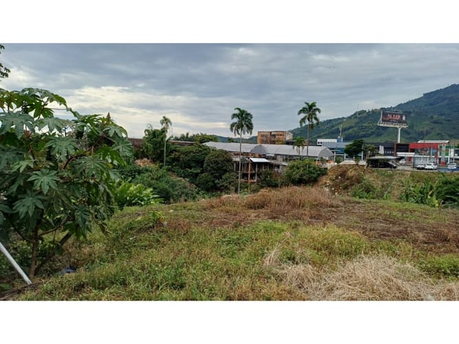 Lote en venta en Maraya, Pereira, 652 m² · foto 2 de 12