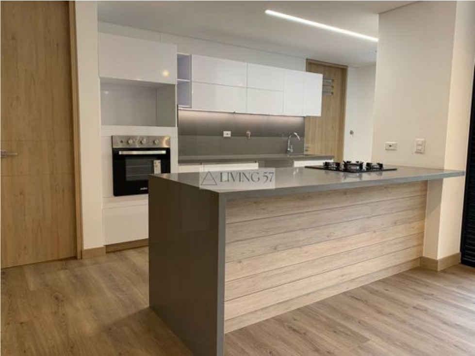 Apartamento de 3 alcobas en venta en Cabeceras De Llanogrande, Rionegro, 191 m² · foto 8 de 24