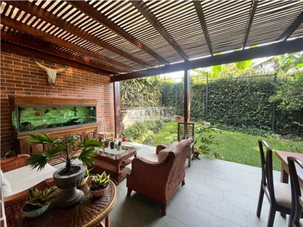 Casa de 3 alcobas en venta en San Lucas, Medellín, 230 m² · foto 5 de 20