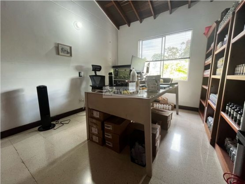 Casa de 3 alcobas en venta en San Lucas, Medellín, 230 m² · foto 7 de 20