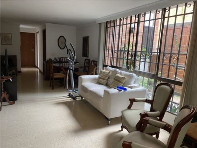 Apartamento de 3 alcobas en venta en El Poblado, Medellín, 101 m² · foto 6 de 17