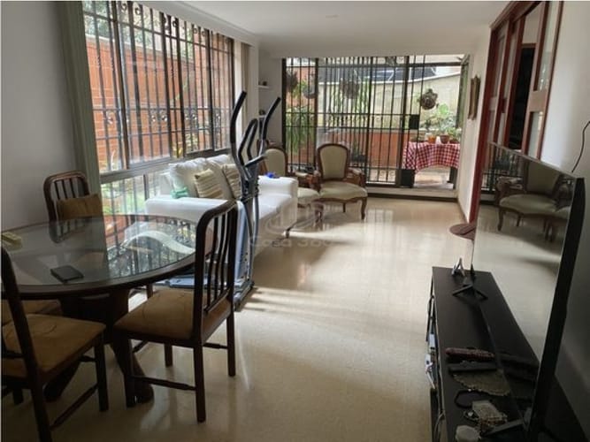 Apartamento de 3 alcobas en venta en El Poblado, Medellín, 101 m² · foto 7 de 17