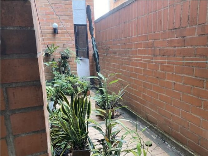 Apartamento de 3 alcobas en venta en El Poblado, Medellín, 101 m² · foto 8 de 17