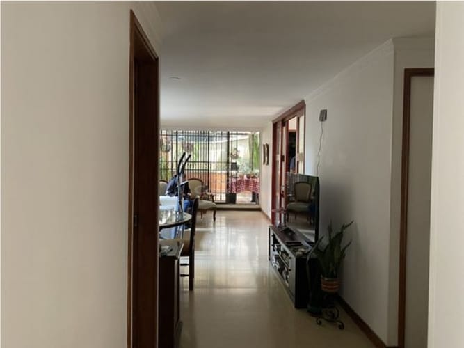 Apartamento de 3 alcobas en venta en El Poblado, Medellín, 101 m² · foto 15 de 17