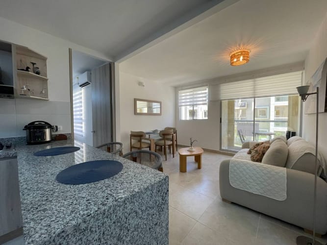 Apartamento de 2 alcobas en arriendo en Serena Del Mar, Cartagena, 58 m² · foto 2 de 9