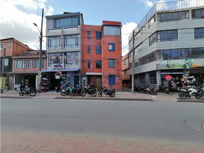 $180.000.000 en Villa Juliana