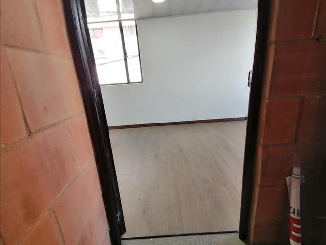 Apartamento de 3 alcobas en venta en Villa Juliana, Soacha, 43 m² · foto 3 de 17
