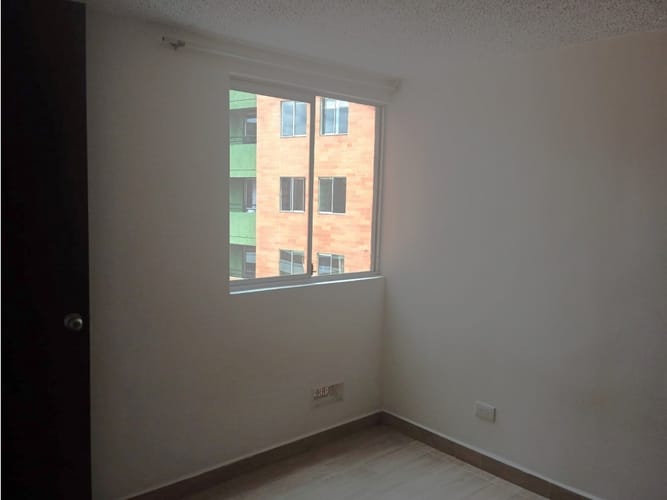Apartamento de 3 alcobas en venta en La Prosperidad, Madrid, 50 m² · foto 13 de 24