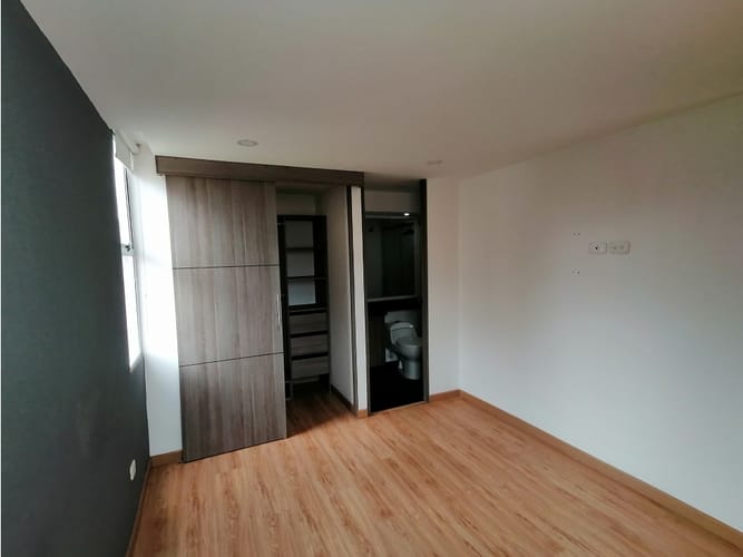 Apartamento de 3 alcobas en venta en La Prosperidad, Madrid, 58 m² · foto 12 de 24