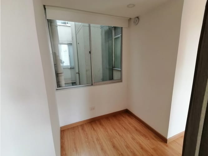Apartamento de 3 alcobas en venta en La Prosperidad, Madrid, 58 m² · foto 20 de 24