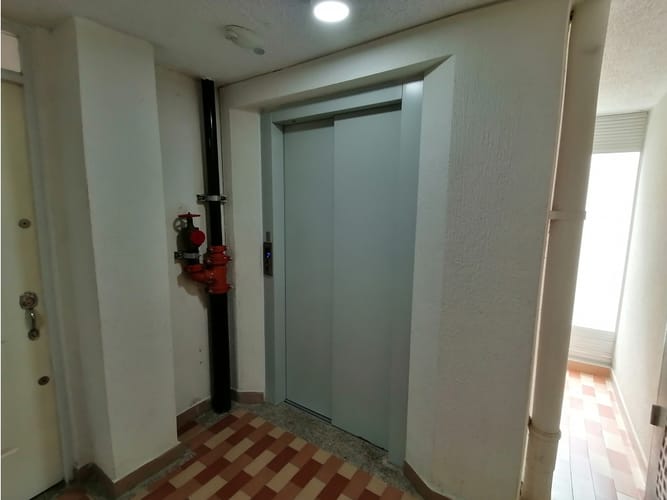 Apartamento de 3 alcobas en venta en La Prosperidad, Madrid, 58 m² · foto 23 de 24