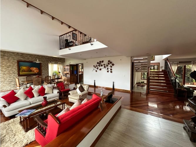Casa de 5 alcobas en venta en La Balsa, Chía, 250 m² · foto 3 de 24