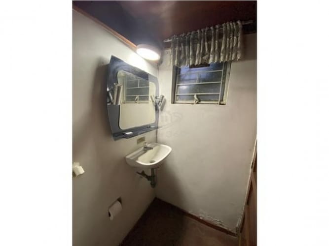 Casa de 3 alcobas en venta en San Luis, Bogotá, 315 m² · foto 5 de 24