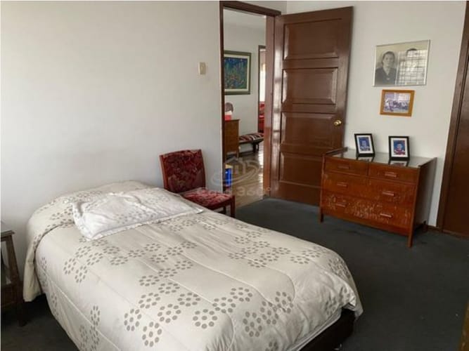 Casa de 3 alcobas en venta en San Luis, Bogotá, 315 m² · foto 15 de 24
