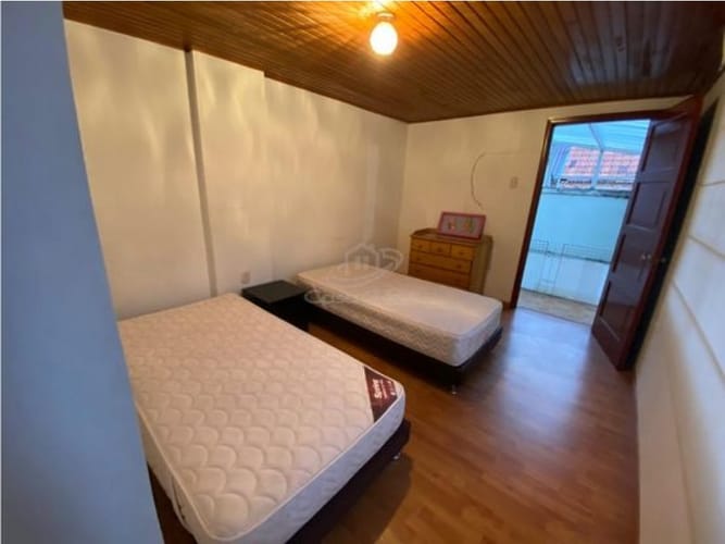 Casa de 3 alcobas en venta en San Luis, Bogotá, 315 m² · foto 16 de 24