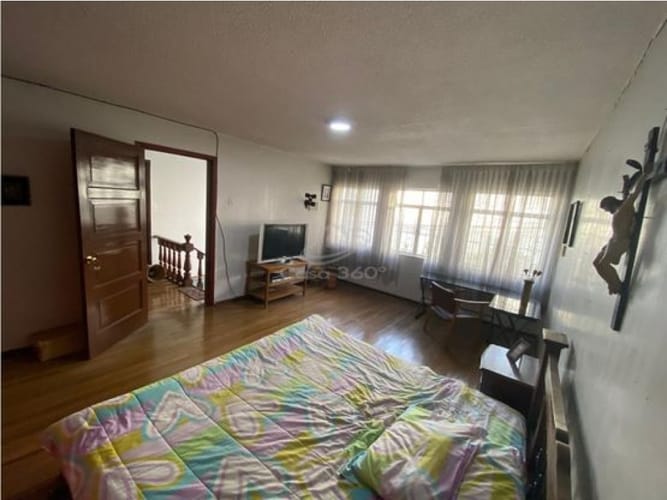 Casa de 3 alcobas en venta en San Luis, Bogotá, 315 m² · foto 18 de 24