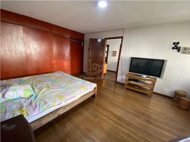 Casa de 3 alcobas en venta en San Luis, Bogotá, 315 m² · foto 20 de 24