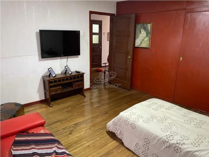 Casa de 3 alcobas en venta en San Luis, Bogotá, 315 m² · foto 22 de 24