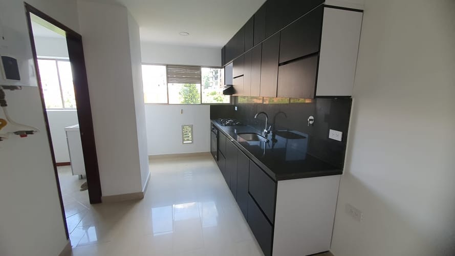 Apartamento de 3 alcobas en arriendo en El Diamante No. 2, Medellín, 162 m² · foto 6 de 20
