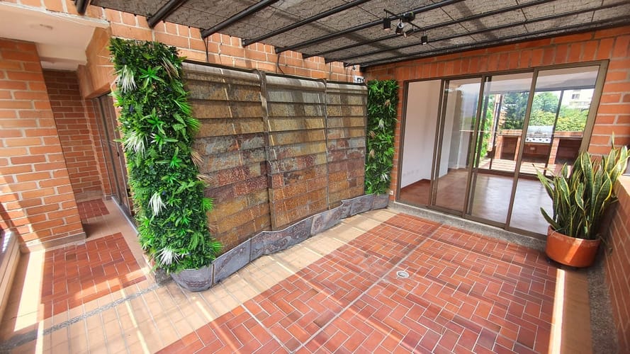 Apartamento de 3 alcobas en arriendo en El Diamante No. 2, Medellín, 162 m² · foto 10 de 20