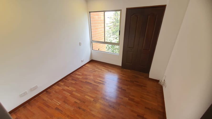 Apartamento de 3 alcobas en arriendo en El Diamante No. 2, Medellín, 162 m² · foto 12 de 20