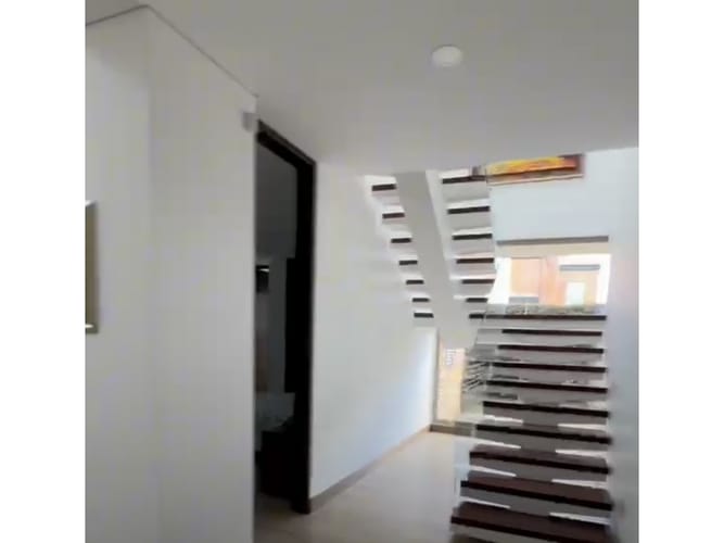 Casa de 4 alcobas en venta en San Jose De Los Nogales, Chía, 500 m² · foto 7 de 8