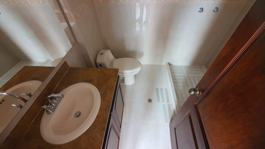 Apartamento de 3 alcobas en arriendo en El Diamante No. 2, Medellín, 162 m² · foto 19 de 20