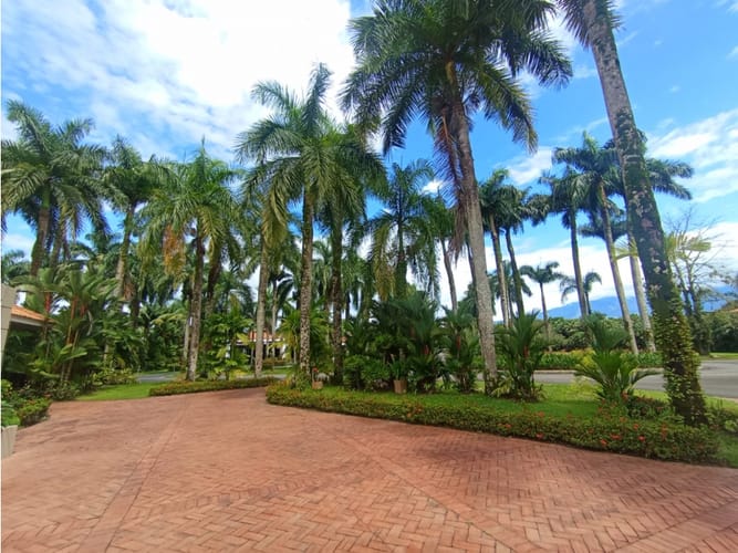 Casa de 5 alcobas en venta en Cairo Alto, Villavicencio, 600 m² · foto 5 de 24