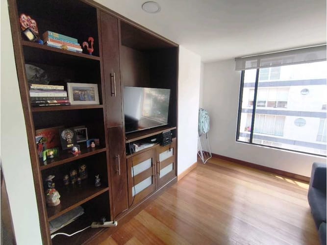 Apartamento de 2 alcobas en venta en Chico Norte, Bogotá, 105 m² · foto 6 de 24