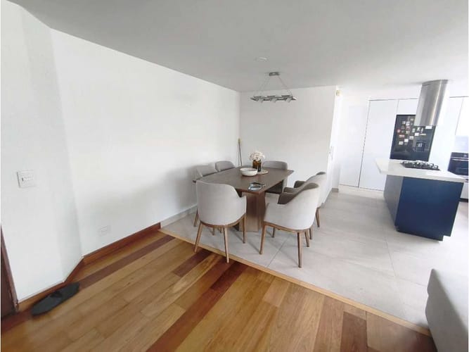 Apartamento de 2 alcobas en venta en Chico Norte, Bogotá, 105 m² · foto 16 de 24