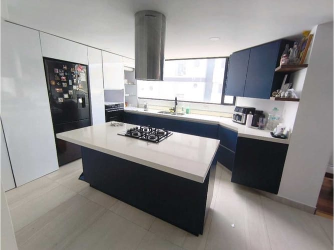 Apartamento de 2 alcobas en venta en Chico Norte, Bogotá, 105 m² · foto 17 de 24