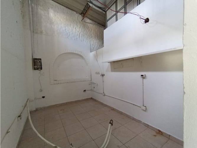 Local en venta en Grama, Villavicencio, 175 m² · foto 4 de 4