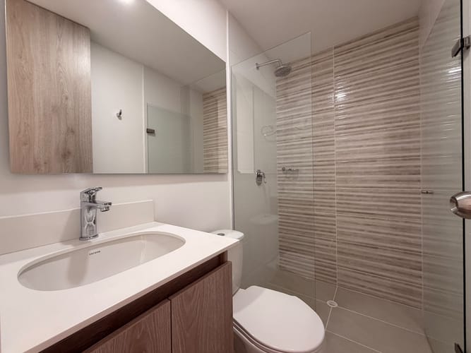 Apartamento de 3 alcobas en venta en Zona Industrial No. 1, Itagüí, 63 m² · foto 8 de 13