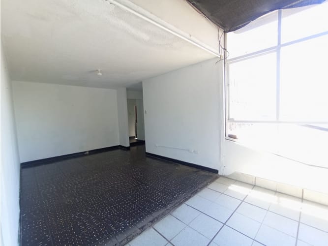 Casa de 5 alcobas en venta en Caudal Norte Oriental, Villavicencio, 711 m² · foto 2 de 19