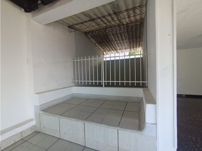 Casa de 5 alcobas en venta en Caudal Norte Oriental, Villavicencio, 711 m² · foto 4 de 19